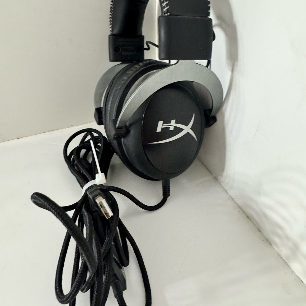 HyperX Cloud II Wired Gaming Headset USB 7.1 Surround Black/Gunmetal PC PS5 PS4